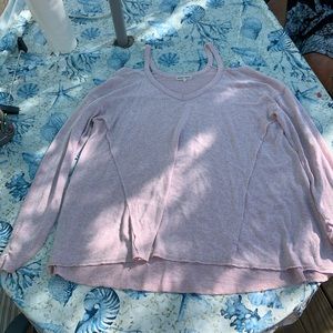 Shoulder cut out sweater